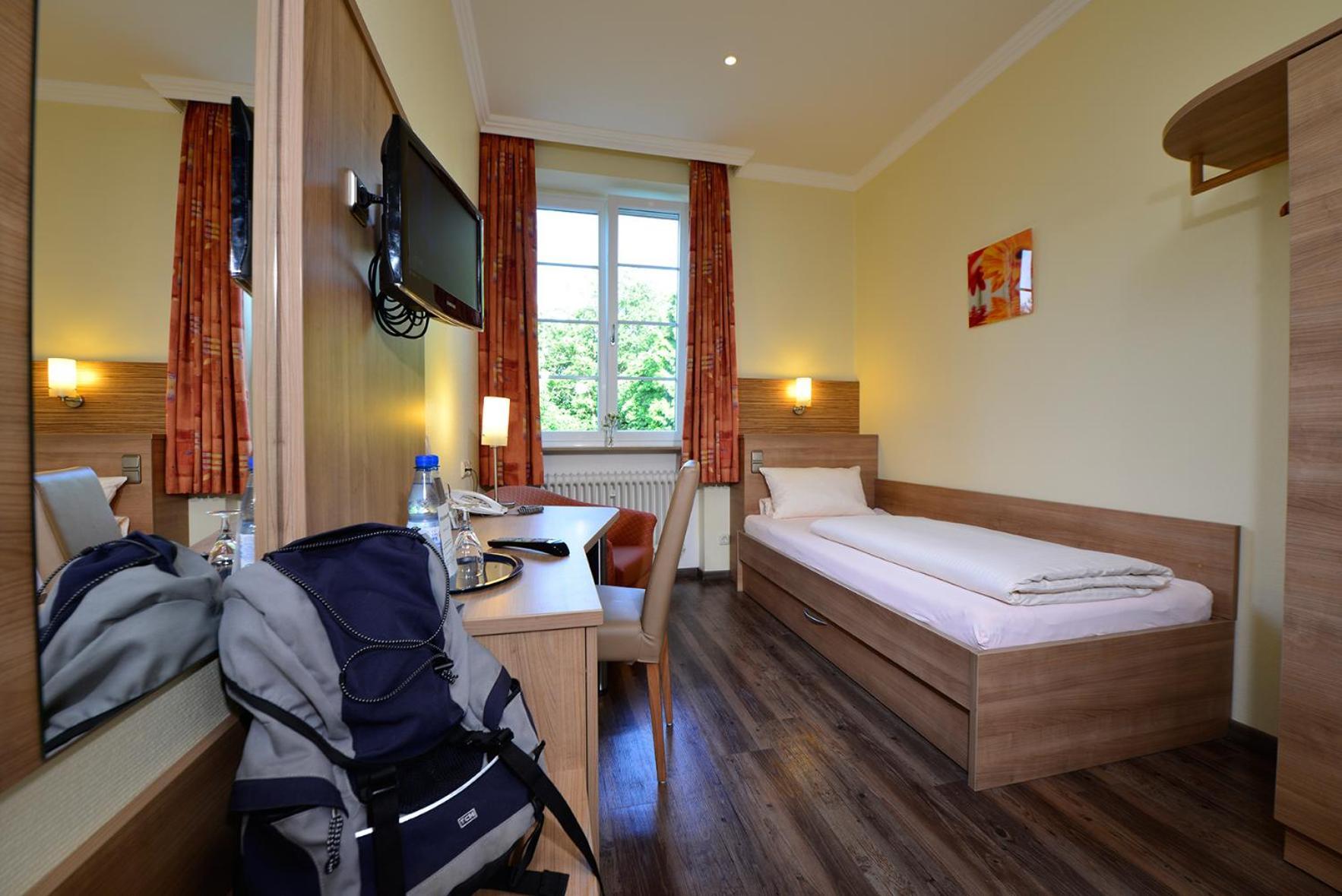 Haus Neugebauer-Garni, Johannisberg Extérieur photo